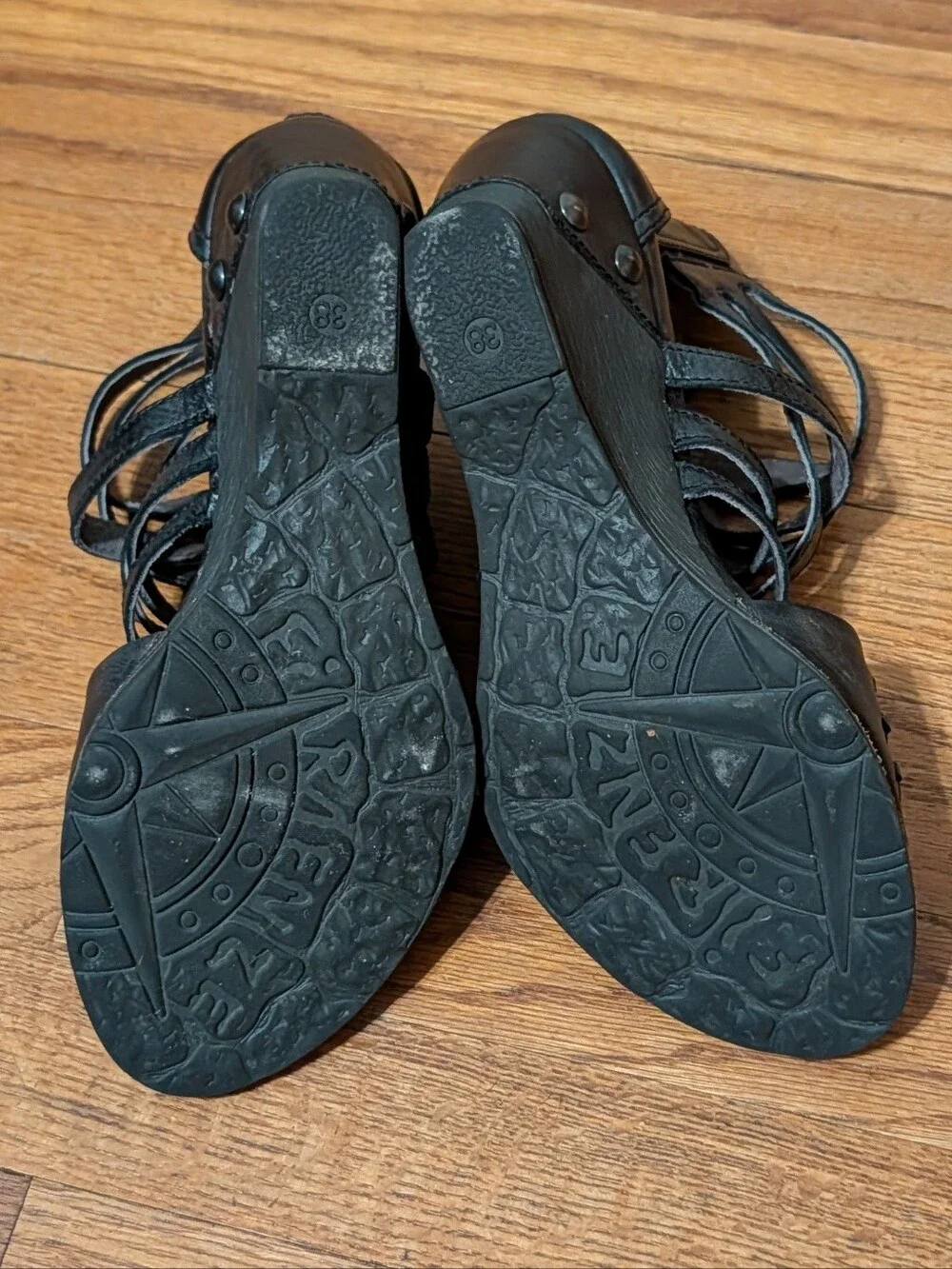Bussola Black Vamp Rock Goth Chain Buckle Wedge Sandals
